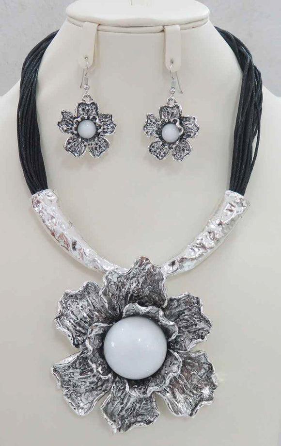 Silver White Necklace Set ( 4021 SWT )