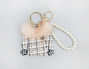 FASHION SUIT KEYCHAIN ( 1698 WHT )