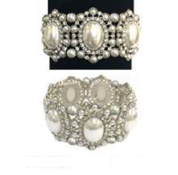 Silver Stretch Bracelet White Pearls ( 193 RWH )