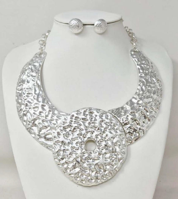 MATTE SILVER NECKLACE SET ( 11209 MS )
