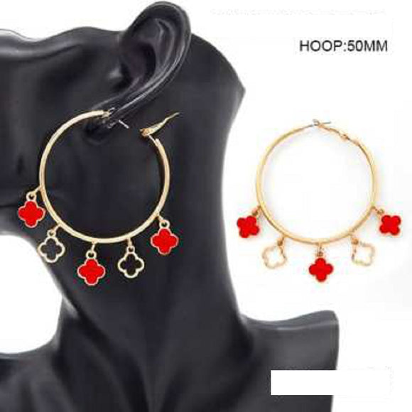 QUATREFOIL CHARM DANGLING HOOP EARRINGS ( 3517 GDRED )