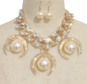 GOLD NECKLACE SET PEARLS CLEAR STONES ( 3647 GPCRM )