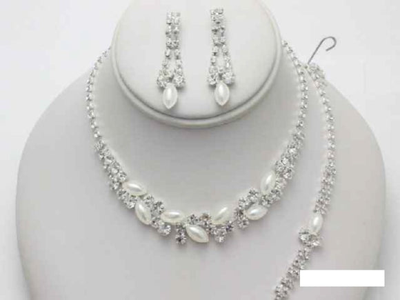 SILVER NECKLACE SET CLEAR STONES WHITE PEARLS ( 15009 )