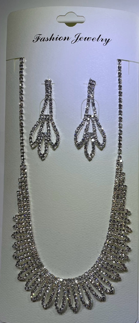 SILVER NECKLACE SET CLEAR STONES ( 10890 S )