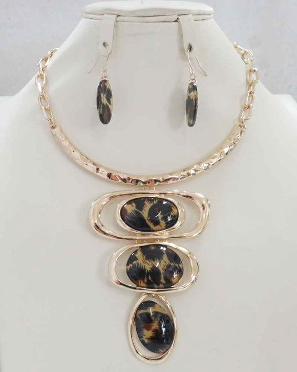 GOLD LEOPARD PRINT NECKLACE SET ( 5276 LEOP )