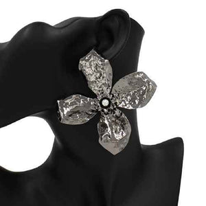 HEMATITE METAL FLOWER EARRINGS CLEAR STONES ( 4360 HT )