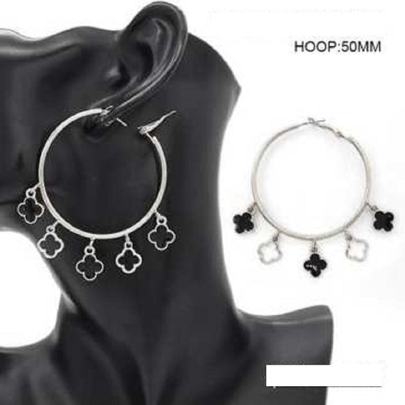 QUATREFOIL CHARM DANGLING HOOP EARRINGS ( 3517 RDBLK )