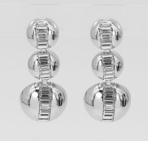 SILVER METAL EARRINGS CLEAR STONES ( 3680 SLCRY )