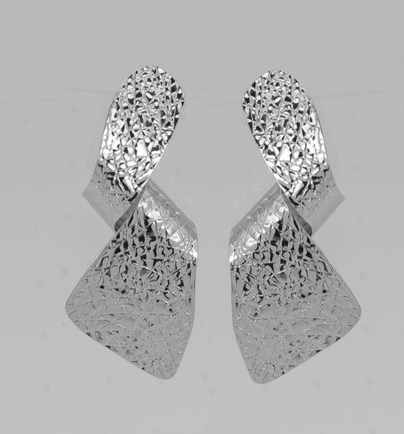 SILVER TWISTED METAL EARRINGS ( 6429 SIL )