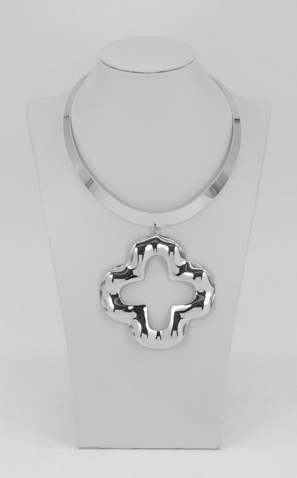 SILVER CHOKER QUATREFOIL NECKLACE ( 1629 SIL )