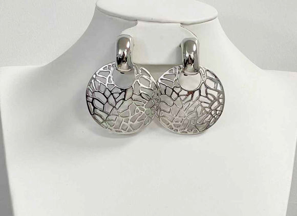 SILVER METAL CLIP ON EARRINGS ( 3061 G )