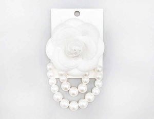 BROOCH WHITE FLOWER PEARLS ( 1064 WHT )