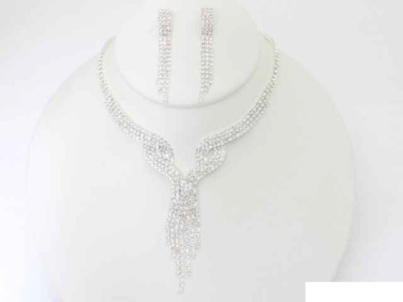 SILVER NECKLACE SET CLEAR STONES ( 20519 S )