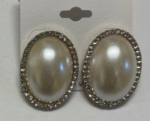 Gold Cream Pearl Earrings ( 033654 G )