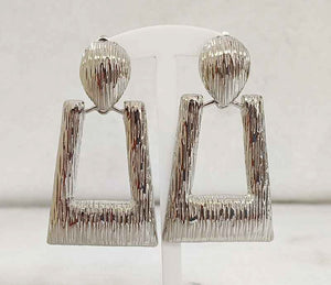 SILVER CLIP ON EARRINGS ( 3257 S )