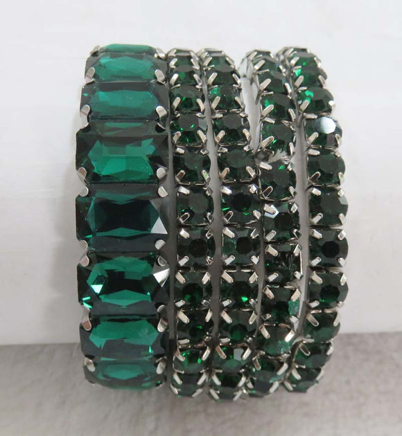 GOLD STRETCH BRACELETS GREEN STONES ( 629 RGN )