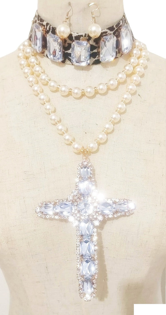 ANIMAL PRINT PEARL CROSS NECKLACE SET ( 3700 GPCRMCL )