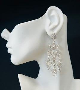 SILVER EARRINGS CLEAR STONES ( 2684 3CL )