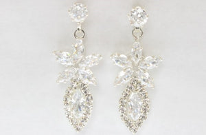 Silver Earrings CZ Stones ( 6922 SCRY )