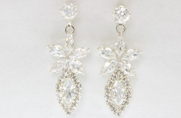 Silver Earrings CZ Stones ( 6922 SCRY )