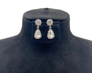 SILVER CLIP ON EARRINGS CLEAR STONES ( 0564C 1C )