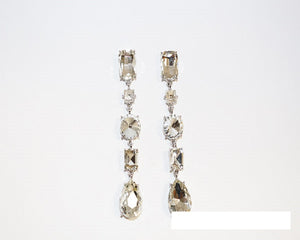 SILVER EARRINGS CLEAR STONES ( 1645 SCRY )