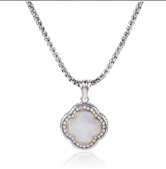Two Toned Quatrefoil Necklace Mother Of Pearl ( 1099 MOP )