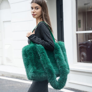 GREEN FAUX FUR TOTE BAG ( 1098 GREEN )