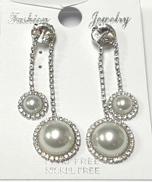 DANGLING SILVER EARRINGS CLEAR STONES WHITE PEARLS ( 8178 WP )