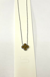 SILVER QUATREFOIL NECKLACE TIGERSEYE ( 5040 4 )