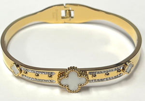 GOLD WHITE QUATREFOIL BANGLE ( 722 GW )