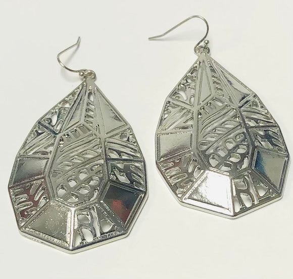 SILVER METAL EARRINGS ( 267 RH )