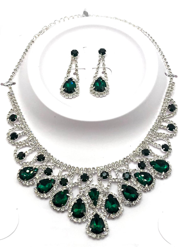 SILVER NECKLACE SET GREEN CLEAR STONES ( 15237 SGR )
