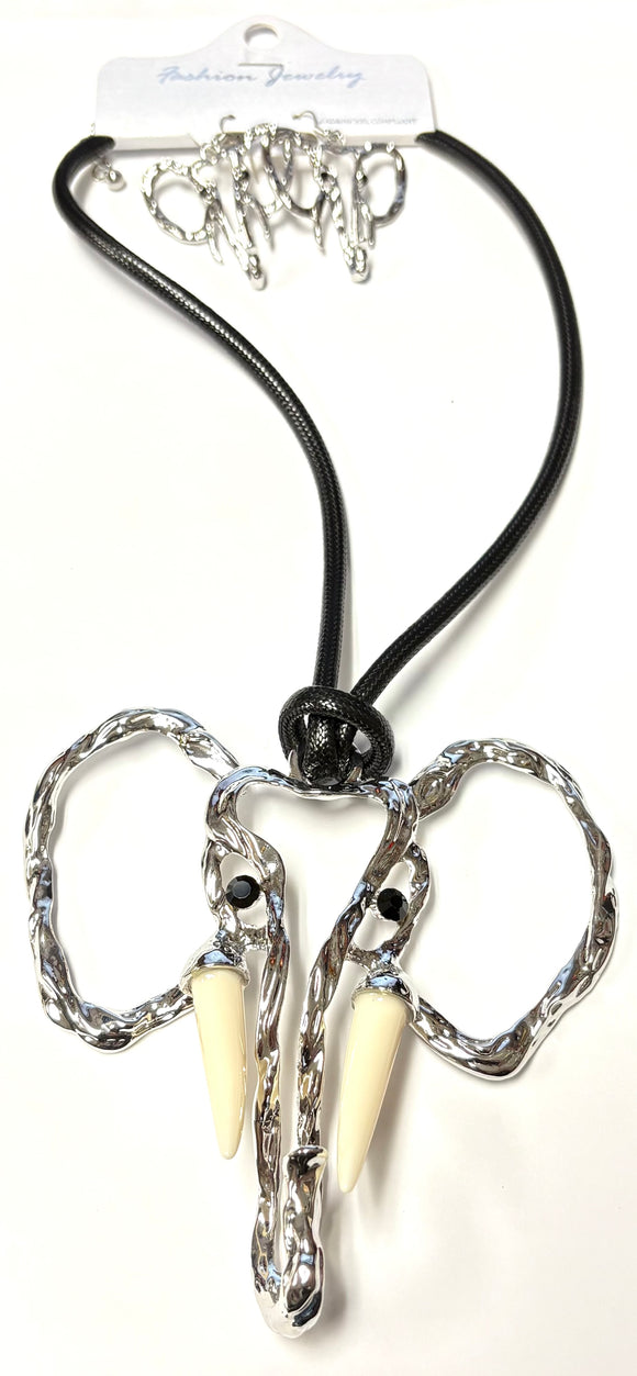 BLACK SILVER ELEPHANT NECKLACE SET ( 3872 S )