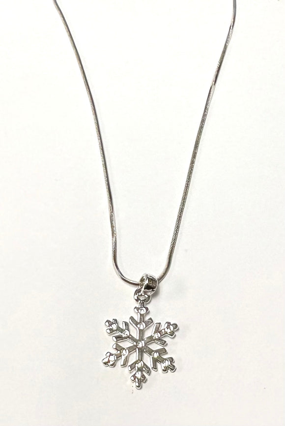 SILVER SNOWFLAKE CHARM NECKLACE ( 8716 )