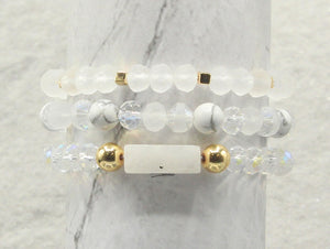 WHITE CLEAR STRETCH BRACELETS ( 0670 WHT )