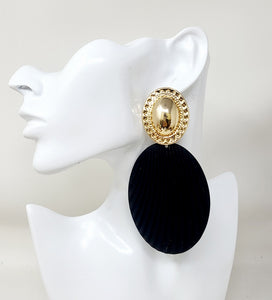 GOLD BLACK DANGLING EARRINGS ( 10457 GBK )