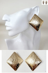 SQUARE CLIP ON EARRINGS ( 20217 G )