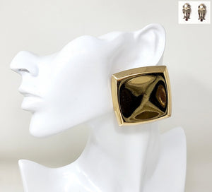 GOLD CLIP ON EARRINGS ( 21016 G )