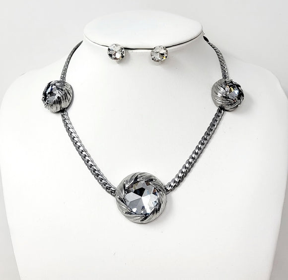 SILVER NECKLACE SET 3 CLEAR BALLS ( 10509 RCL )