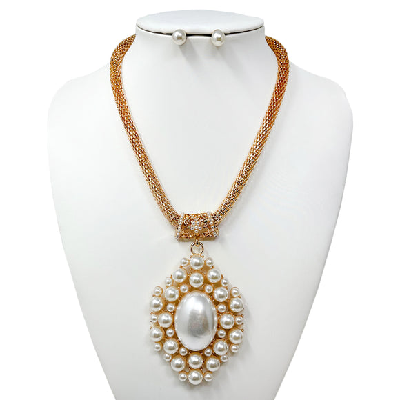 GOLD NECKLACE SET PEARLS PENDANT ( 10595 GCR )