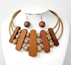 GOLD NECKLACE SET BROWN WOODEN PIECES ( 10651 GBR )