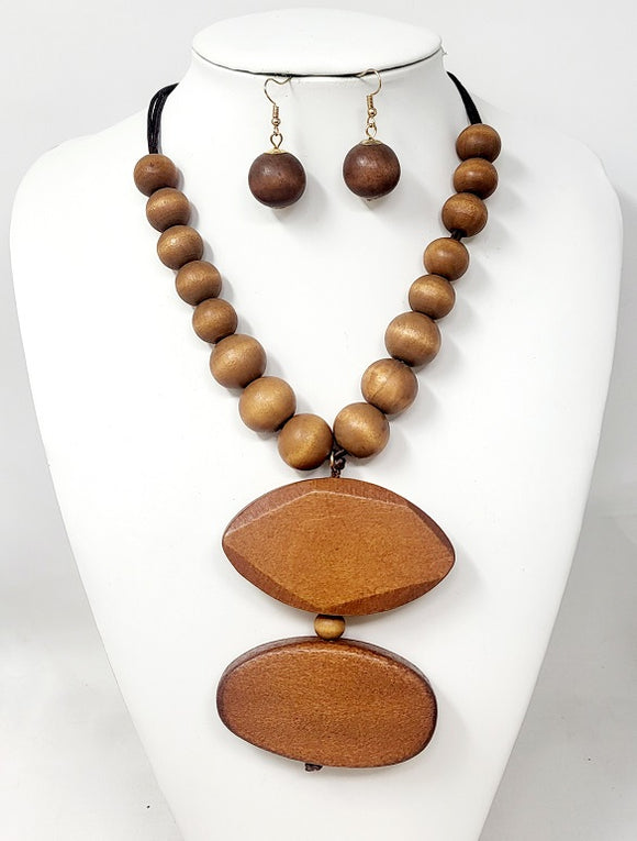 BROWN WOODEN NECKLACE SET ( 10652 GBR )