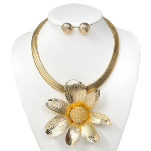 GOLD CHOKER FLOWER NECKLACE SET ( 10776 G )