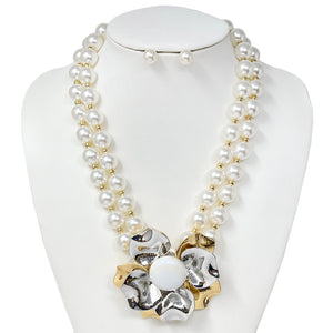 GOLD SILVER CREAM PEARL NECKLACE SET FLOWER ( 10804 GR )