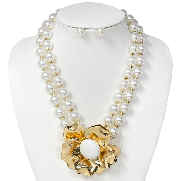 GOLD CREAM PEARL NECKLACE SET FLOWER ( 10804 G )