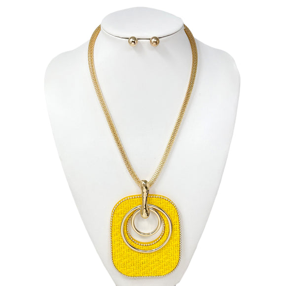 RAFFIA WEAVE RESIN PENDANT NECKLACE SET ( 10809 GYE )