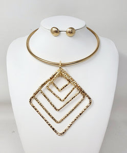 GOLD CHOKER NECKLACE SET ( 10869 G )