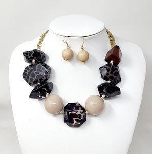 CHUNKY LEOPARD PRINT STATEMENT NECKLACE ( 10928 GBR )