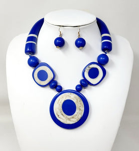 ROYAL BLUE ACRYLIC NECKLACE SET ( 10946 RB )